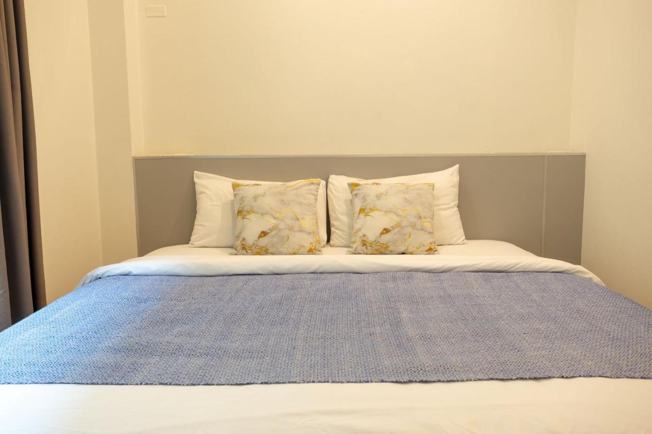 Готель Pakchong Center Poshtel Екстер'єр фото