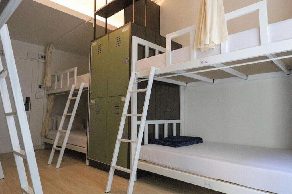 Готель Pakchong Center Poshtel Екстер'єр фото